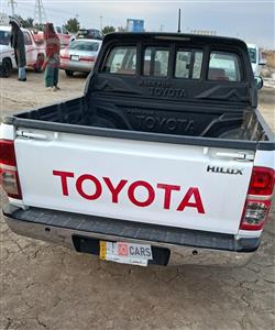 تۆیۆتا هایلۆکس